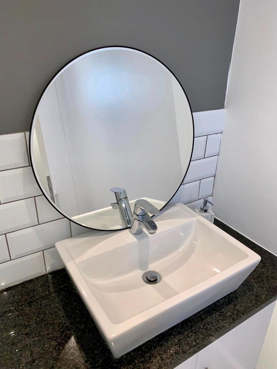 Oyster Lagoon Villa - Luxurious 2 Bed Apartment In Knysna Exteriör bild