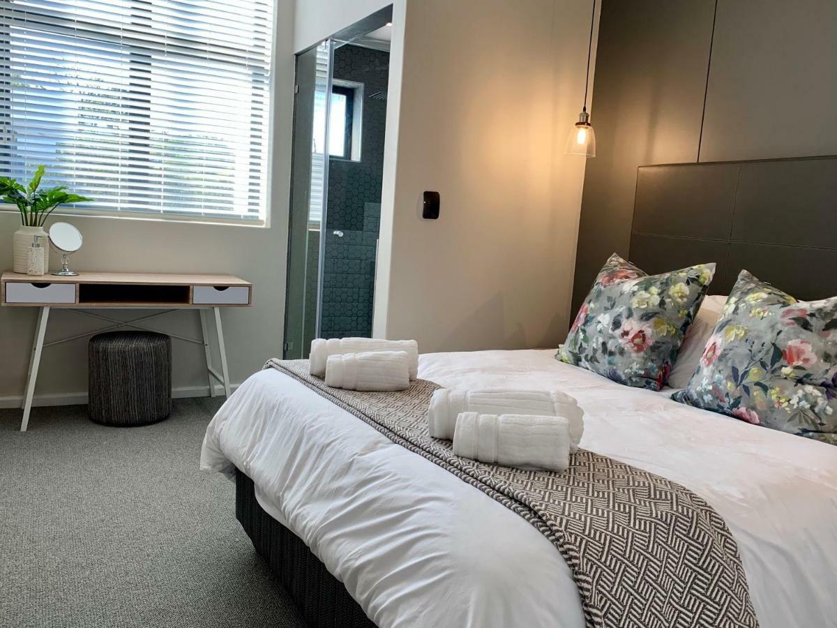 Oyster Lagoon Villa - Luxurious 2 Bed Apartment In Knysna Exteriör bild