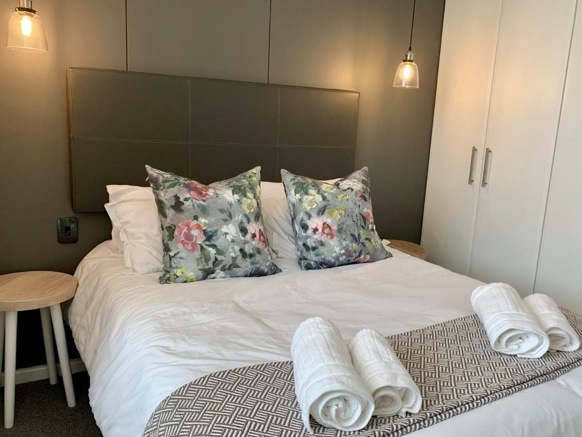 Oyster Lagoon Villa - Luxurious 2 Bed Apartment In Knysna Exteriör bild